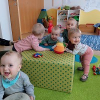 EKiZ Wichtelhaus: Einladung zur Spielgruppe & Eltern-Kind-Turnen