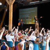 EKiZ Wichtelhaus: Familienkonzert „Bluatschink“ mit Schultütenfest im Schnopfi-Stadl